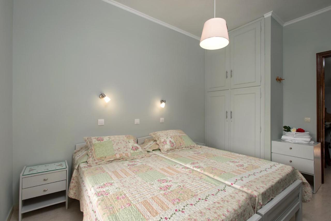 Eleni Apartments Roda  Esterno foto